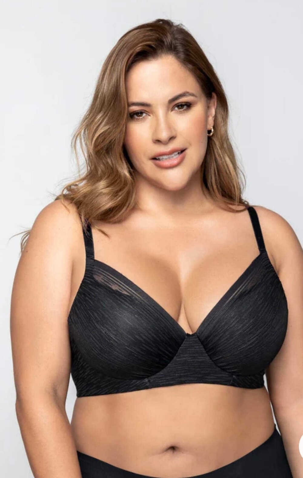 Leonisa SheerFit Complete Coverage Smoothing Bra 091026