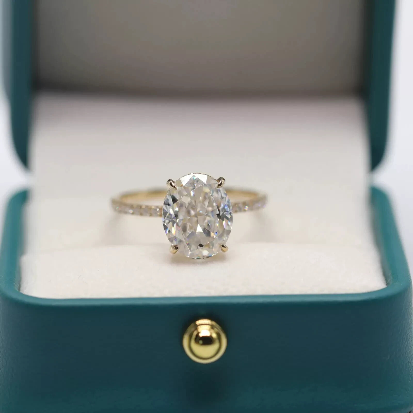 2.75Ct Oval Cut Lab Created Diamond Wedding Bridal 14K Yellow Gold Finish Ring