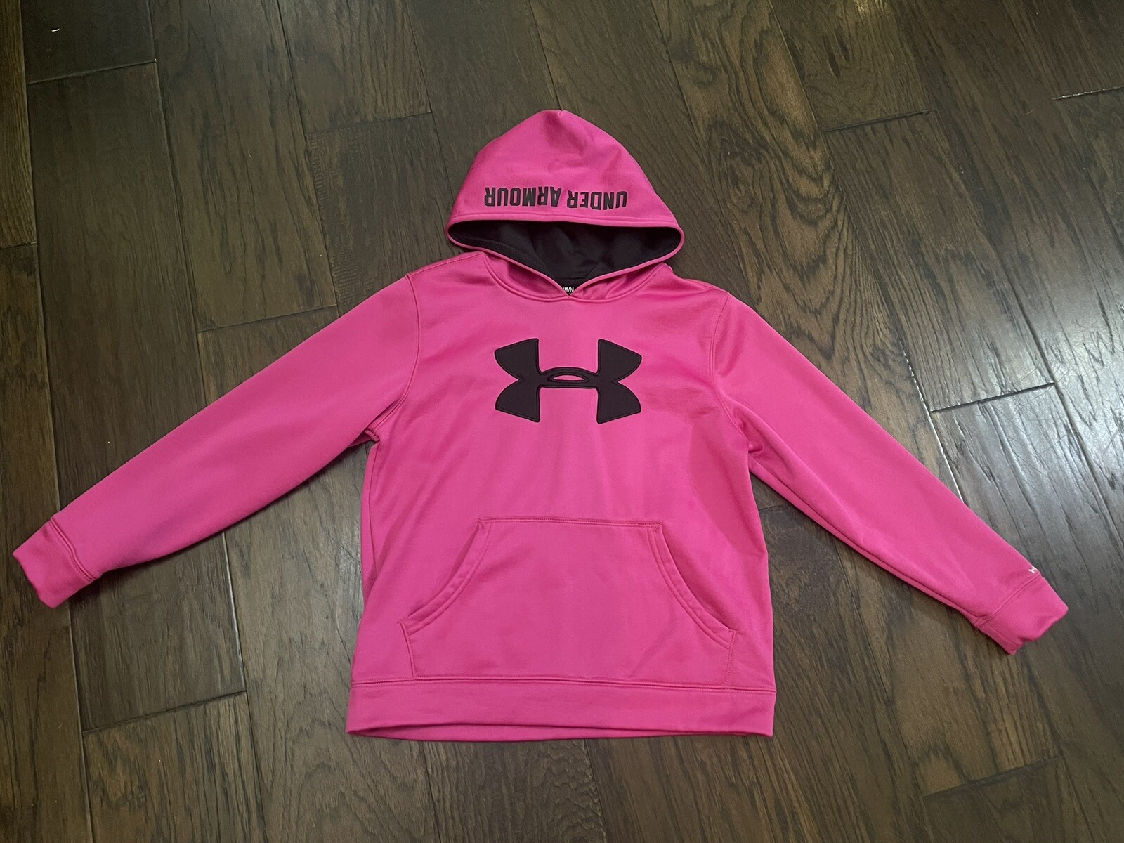 Under Armour Hoodie pink/black size Youth Medium YMD