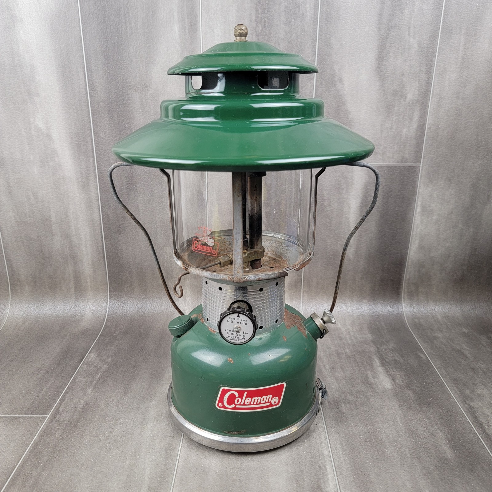 Vintage Coleman Big Hat Double Mantle Lantern Model 228F