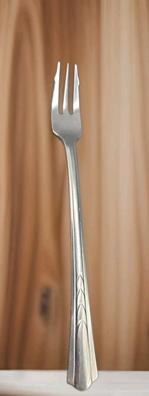 EKCO STAINLESS COCKTAIL FORK
