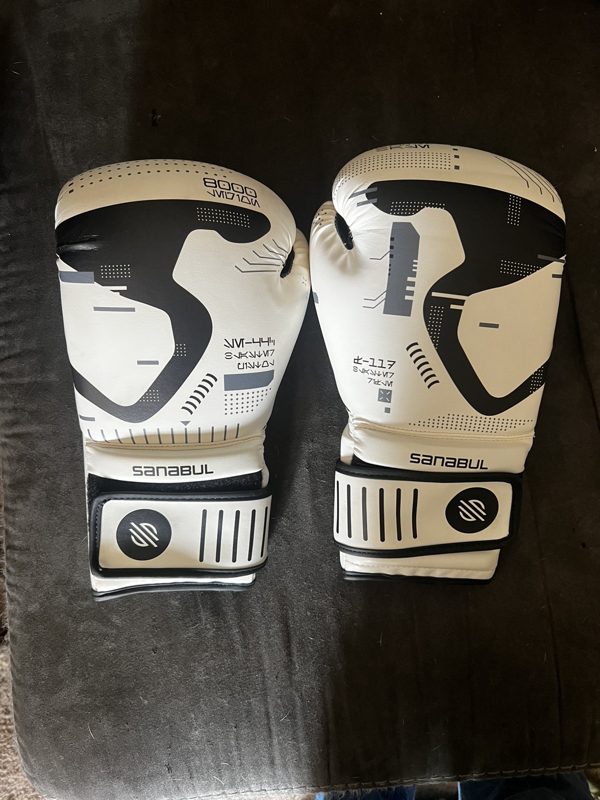 Star Wars Storm Troopers Sanabul Classic Boxing Gloves Brand New RARE