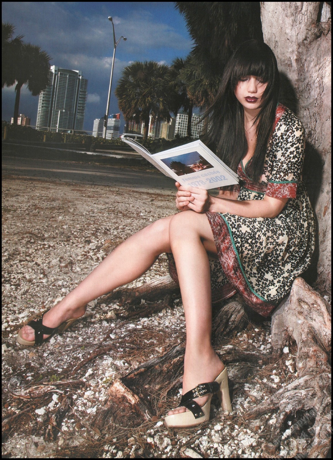 High Heels Magazine print Ad Women Fashion Long Legs shoes 2007-11B