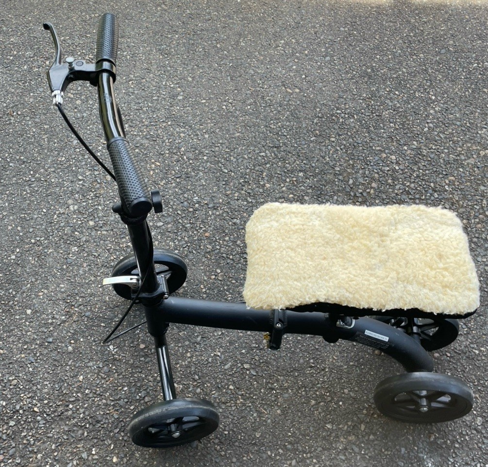knee scooter for broken ankle