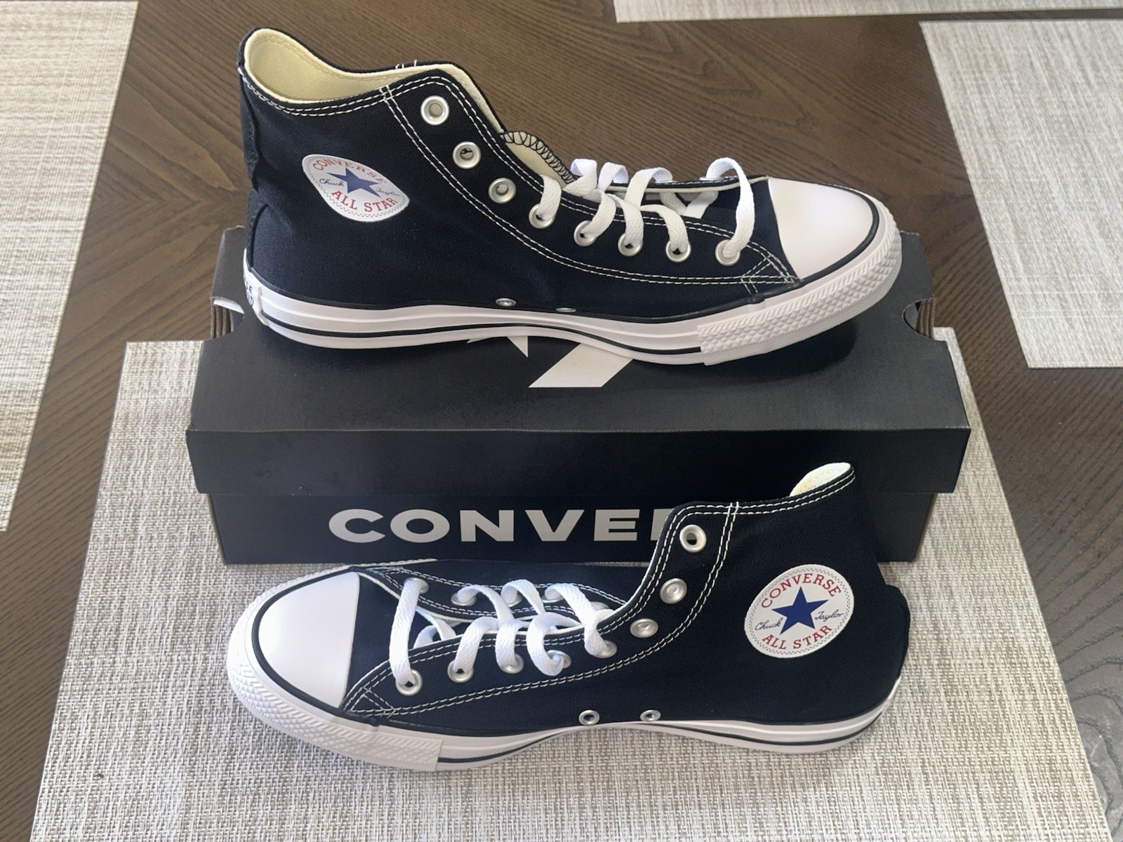 Converse Unisex Chuck Taylor All Star High Top Sneaker - Mens 9.5/Womens 11.5