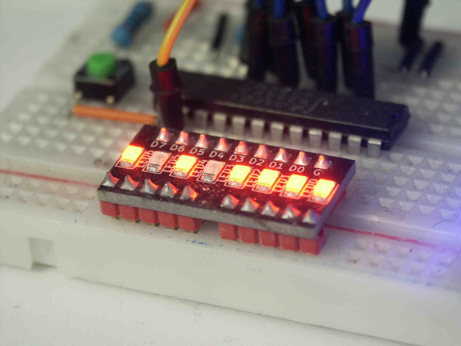 1PC RED 8 CHANNEL BREADBOARD LED 5V