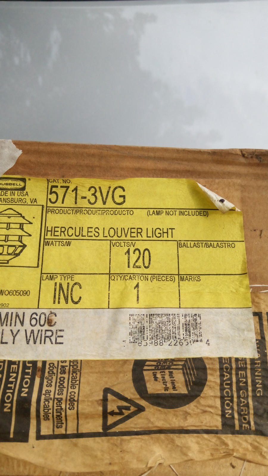 2 NOS HUBBELL HERCULES LOUVER LIGHTS GREEN METAL
