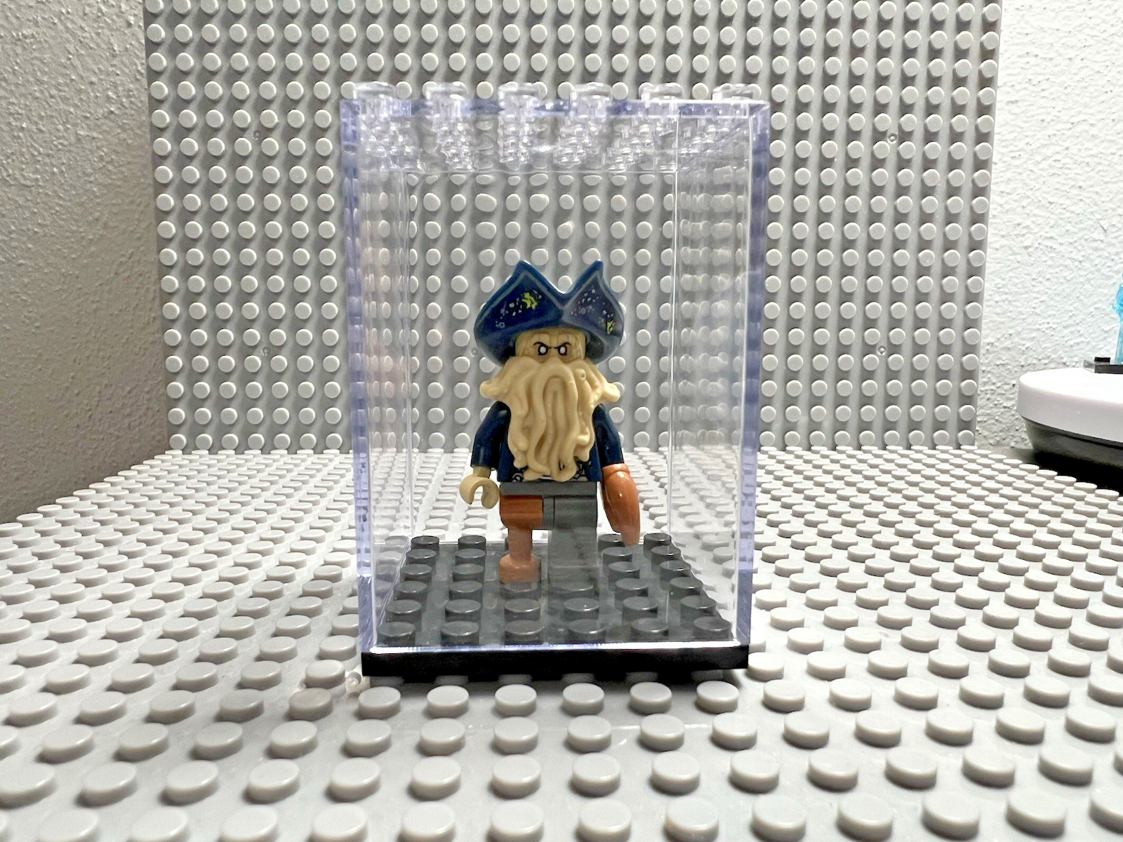 Minifigure Display Case for lego(6 stud x 6 stud)-Transparent Acrylic*CASE ONLY*