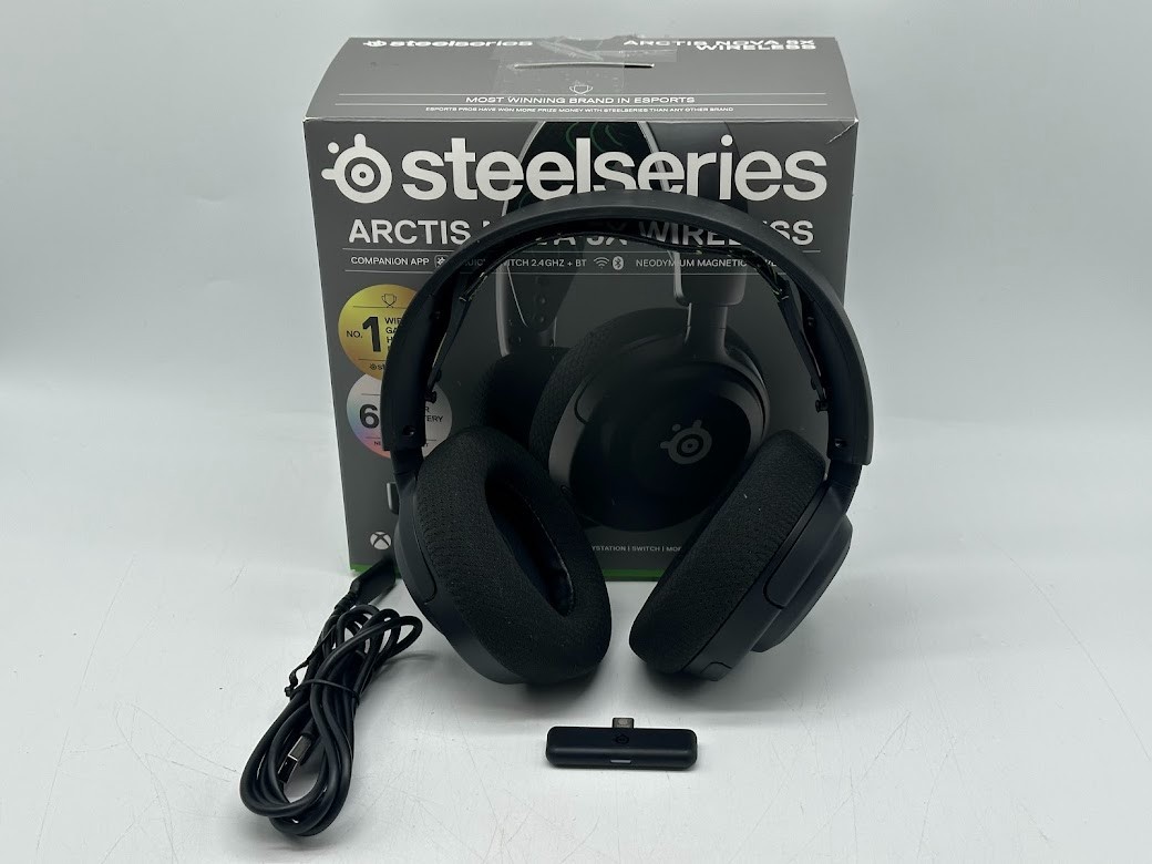 SteelSeries Arctis Nova 5X Wireless Multi-System Gaming Headset