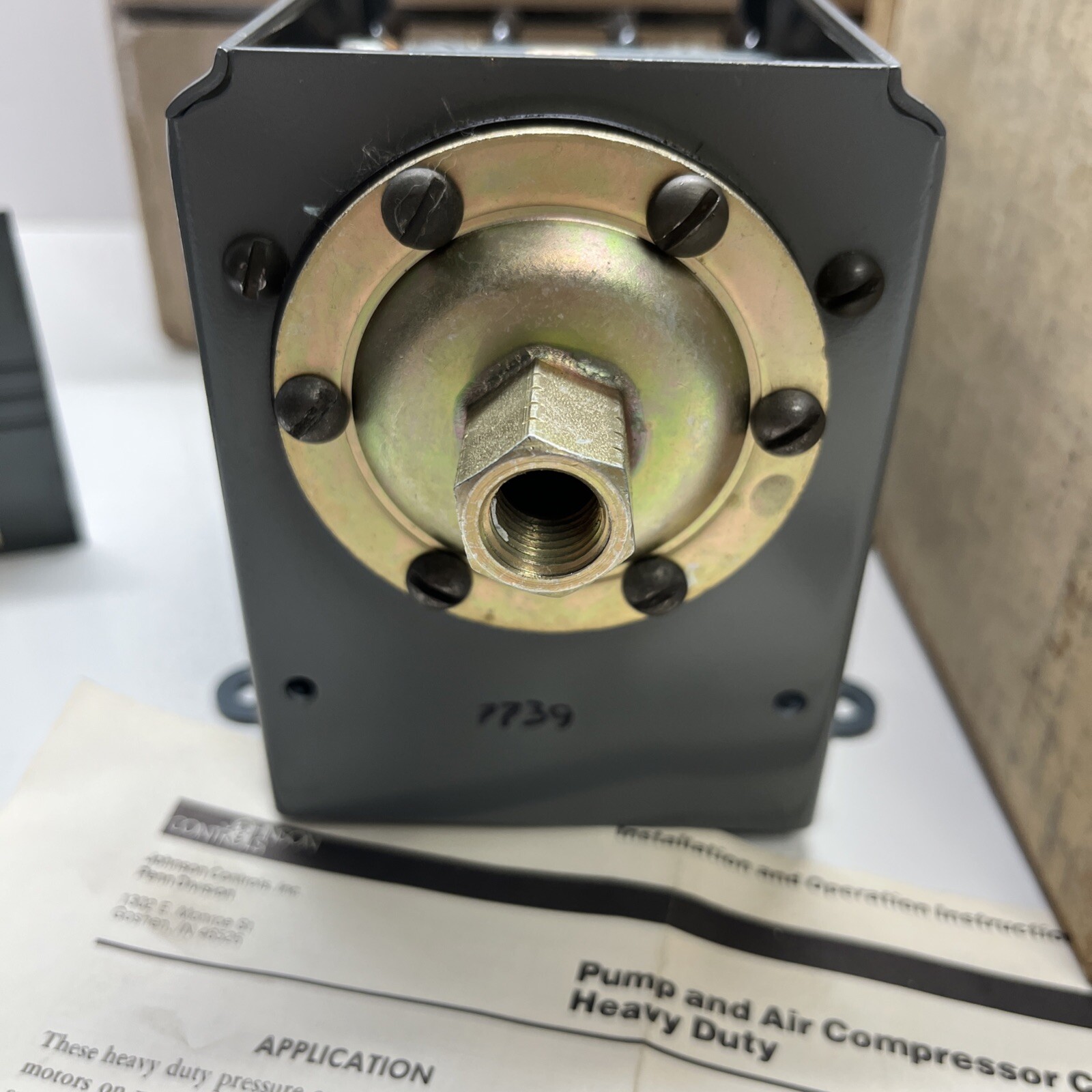 Johnson Controls Pump And Air Compressor Control P11BA-1