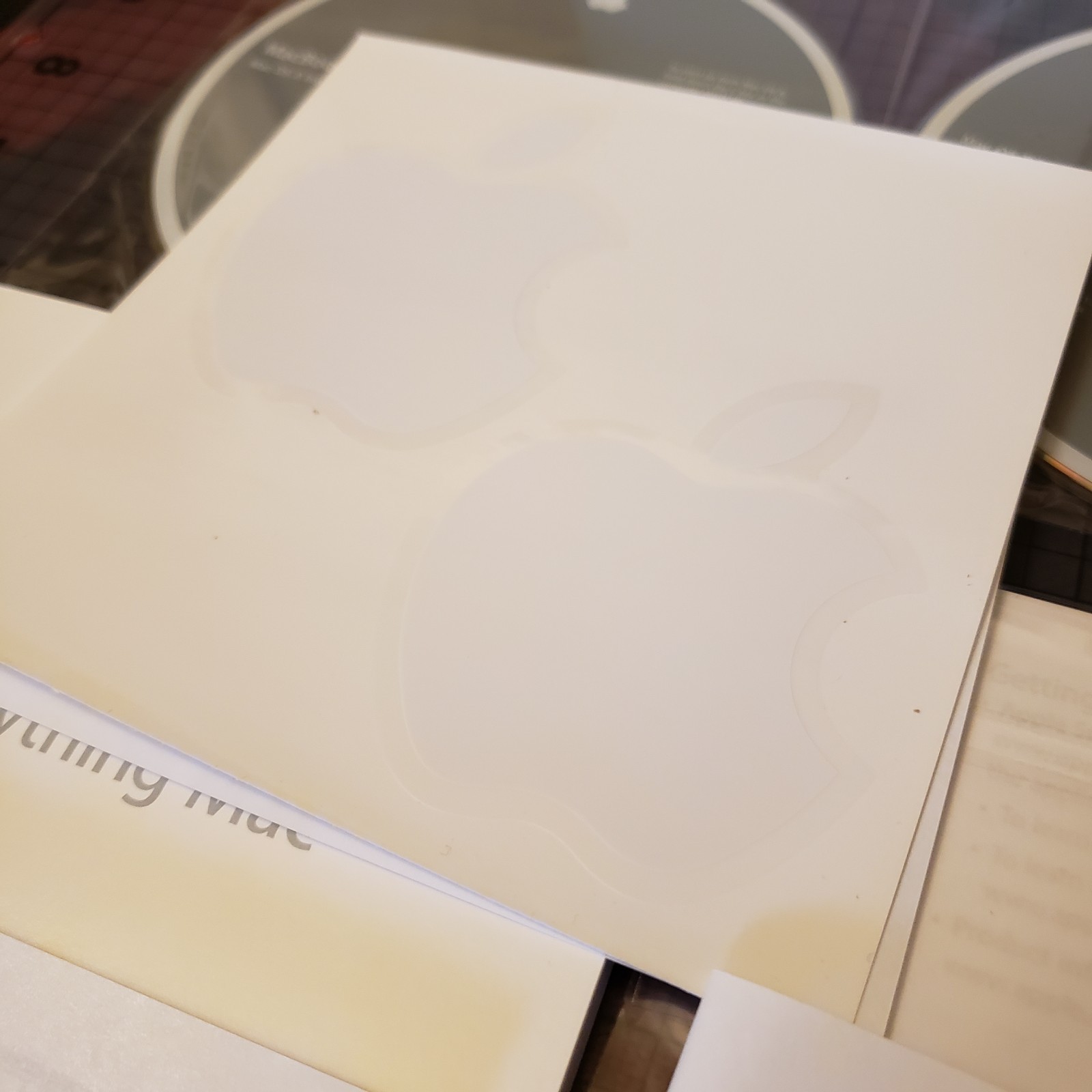 Mac OS X & Application Install Disc 1 & 2 OS 10.4.8 MacBook 2006 & iWork '06