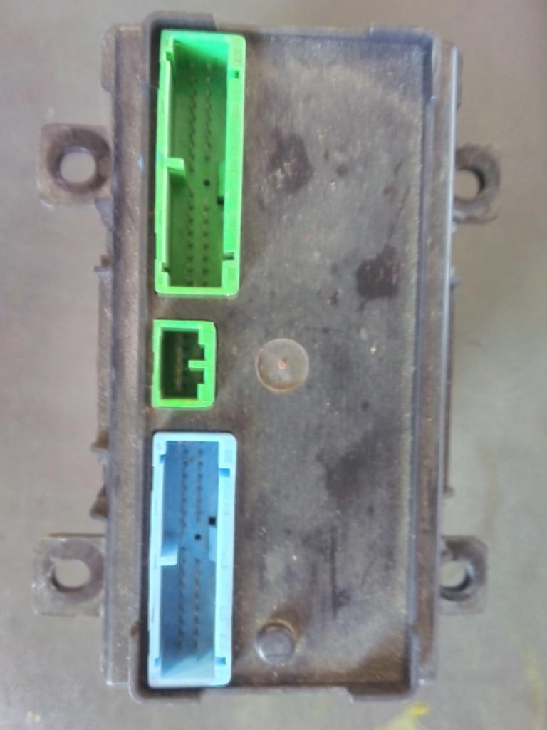 Replaces 21720493-P02 2013 VOLVO VNL CAB CONTROL UNIT MODULE ,  WA