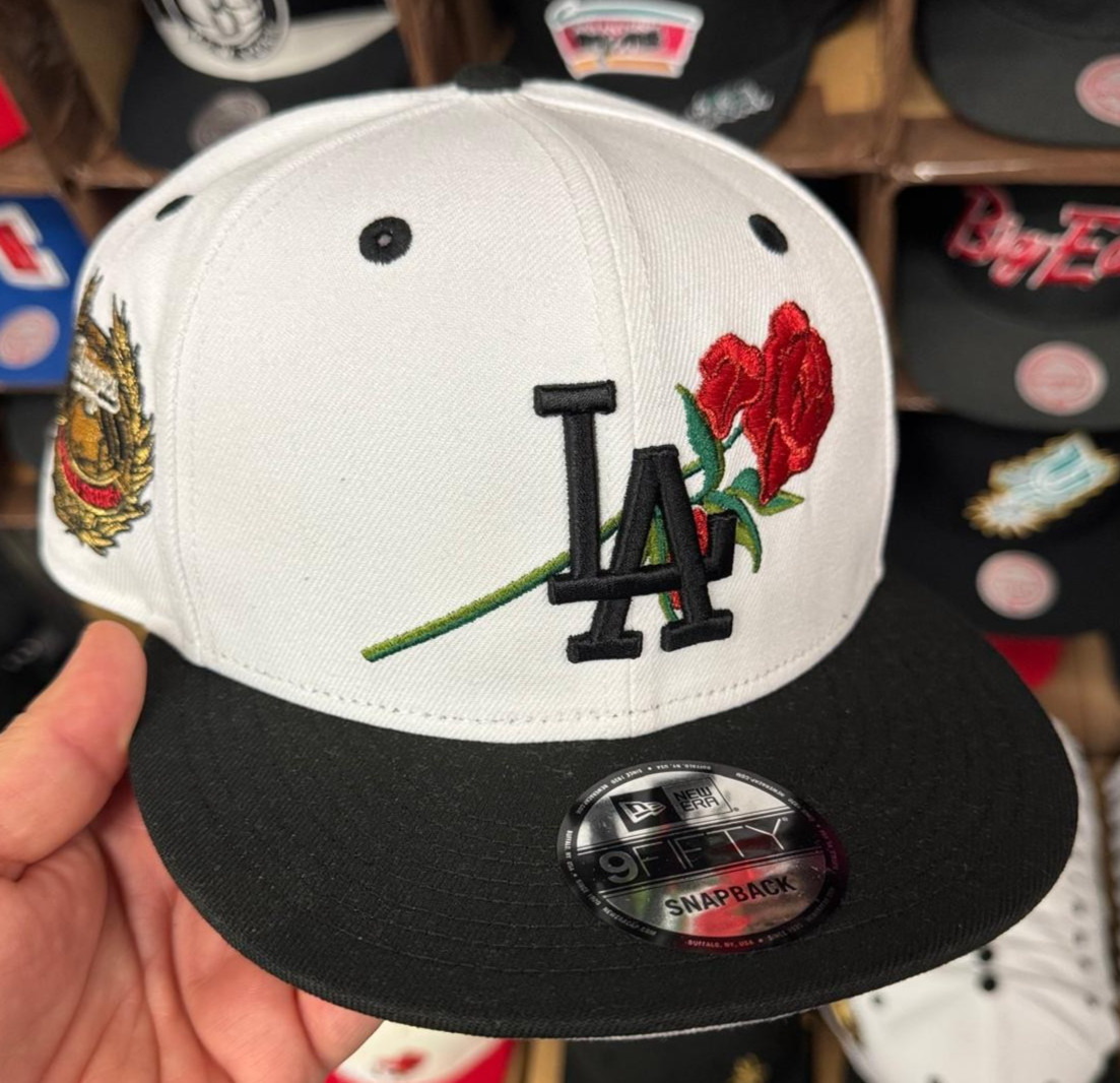 New era Los Angeles dodgers 9Fifty SnapBack hat white black brim red rose logo