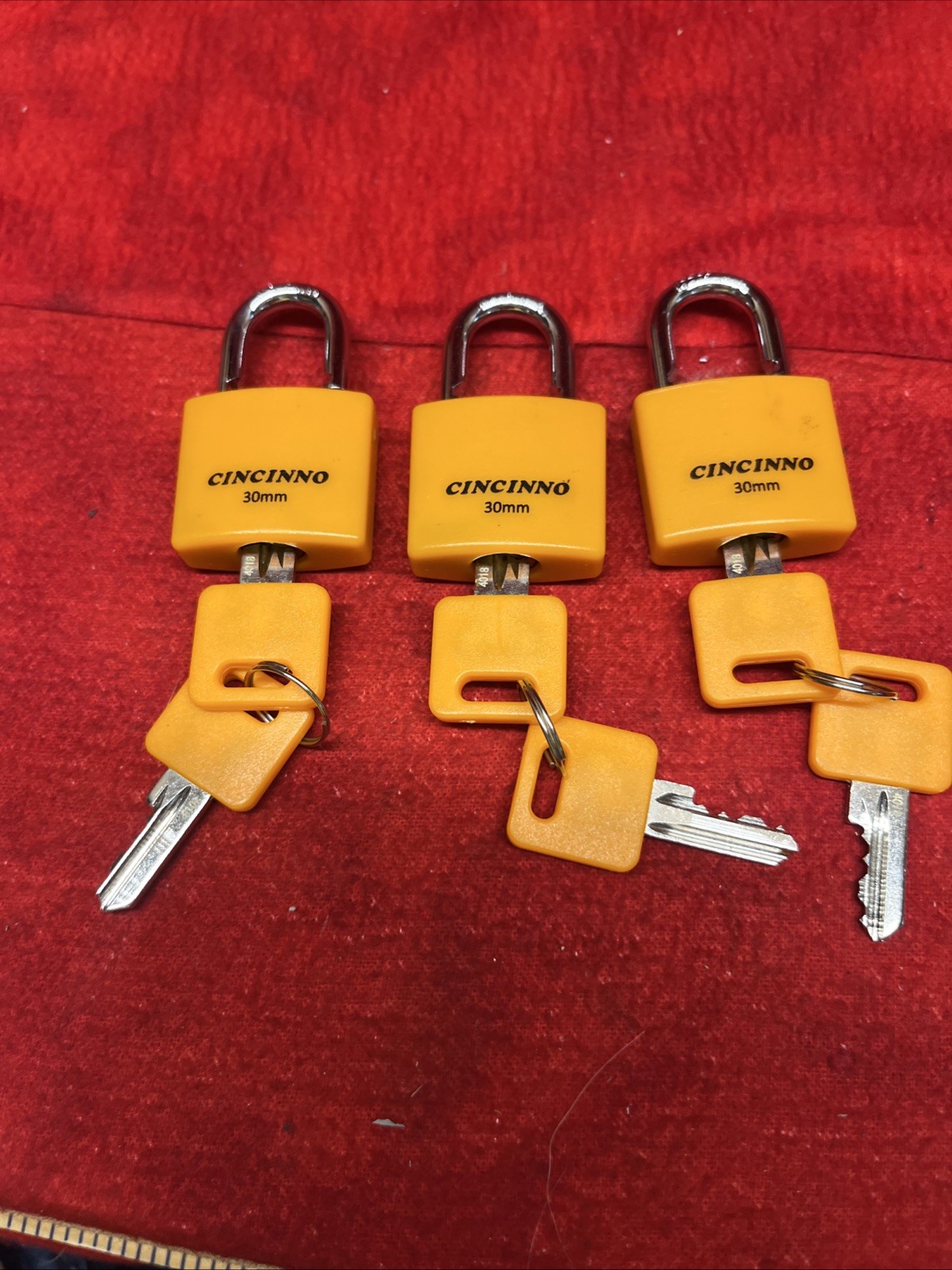 LOT OF 3 CINCINNO ALUMINUM PADLOCK -1/4" (30mm) (k32)