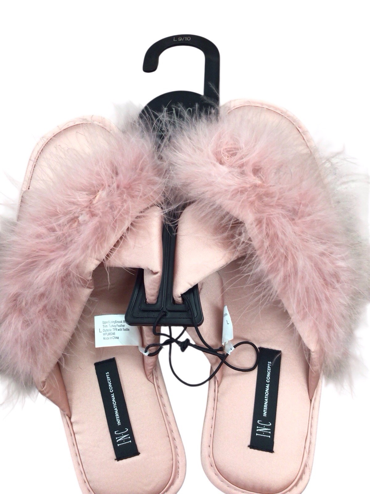 Women Slippers INC International Concepts Pink L 9-10 *FREE SCARF