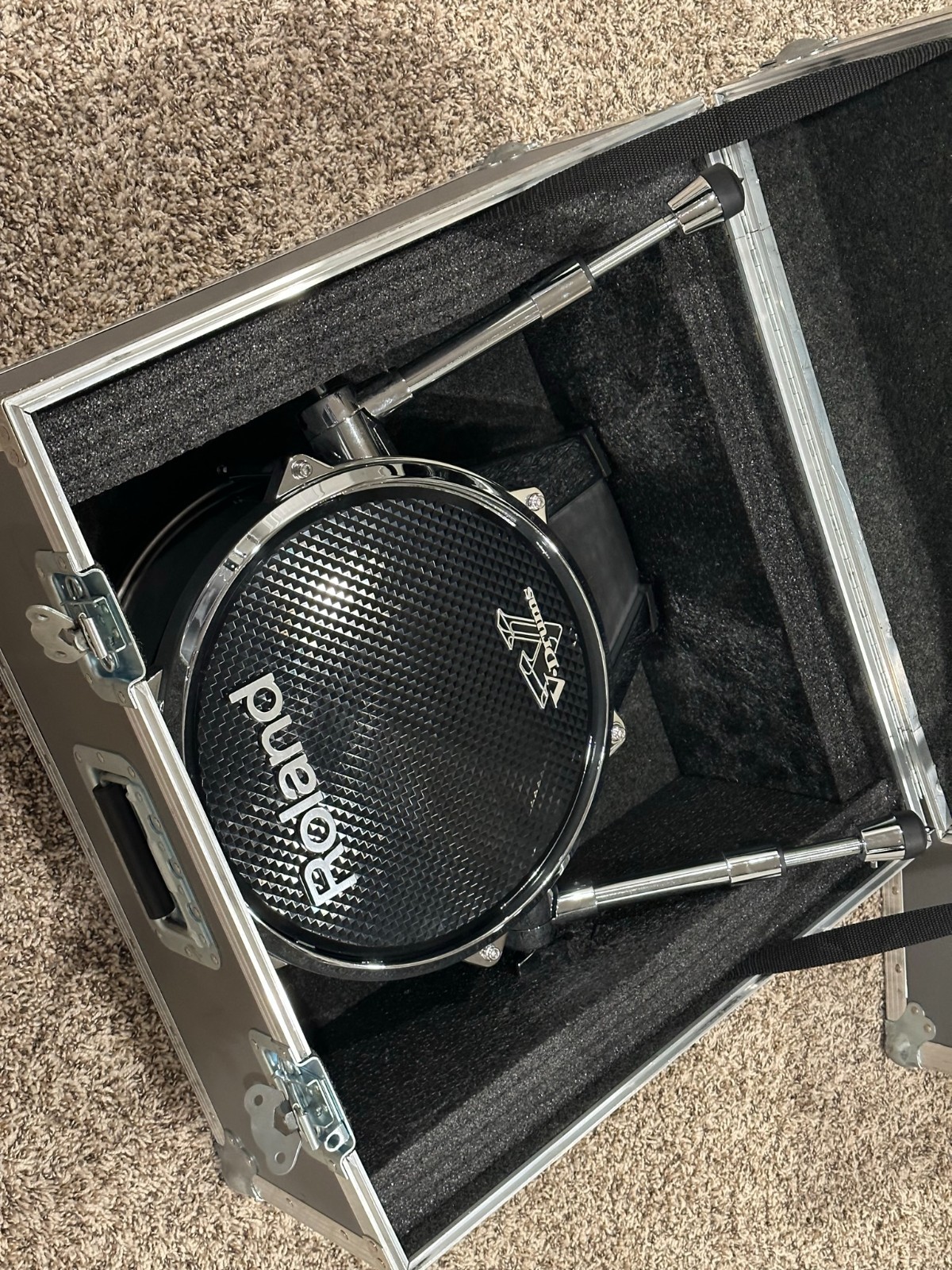 *** HUGE ROLAND TD 30 KV DRUM SET + ROAD CASES