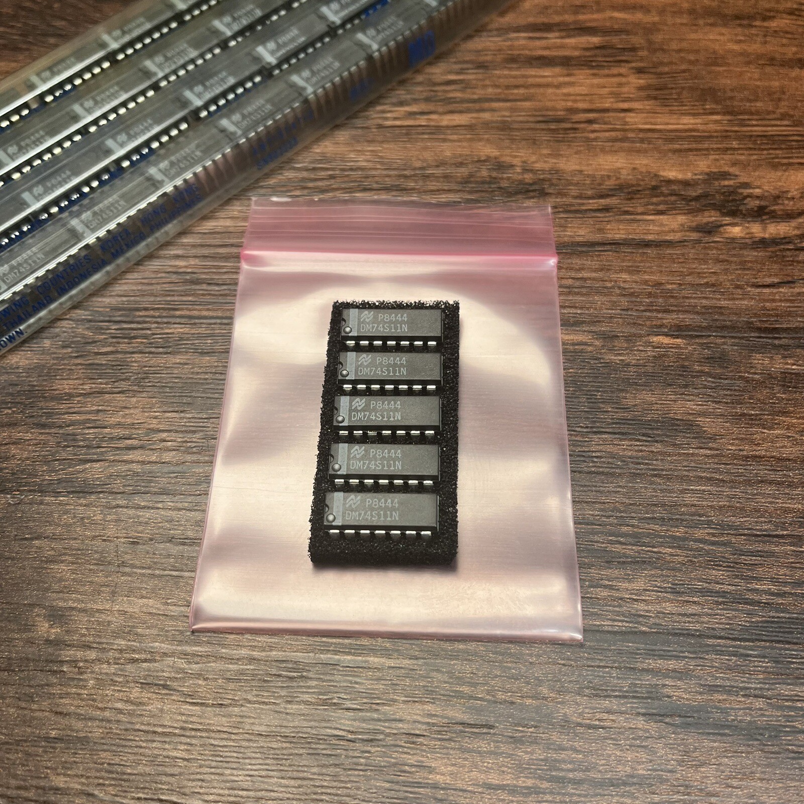 National Semi DM74S11N Triple 3-Input AND Gate 14 Pin DIP IC NOS x 5 Pieces