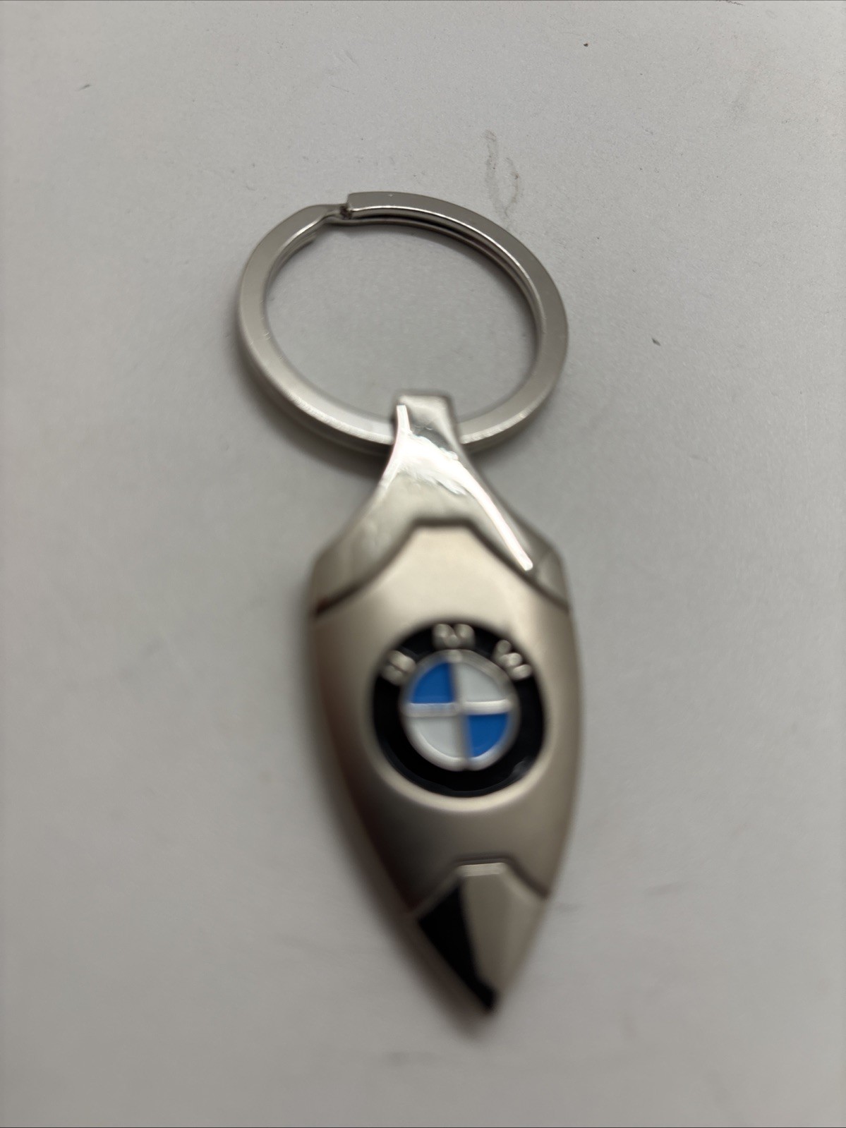 BMW KEYCHAIN KEY RING AUTO LOGO QUALITY!