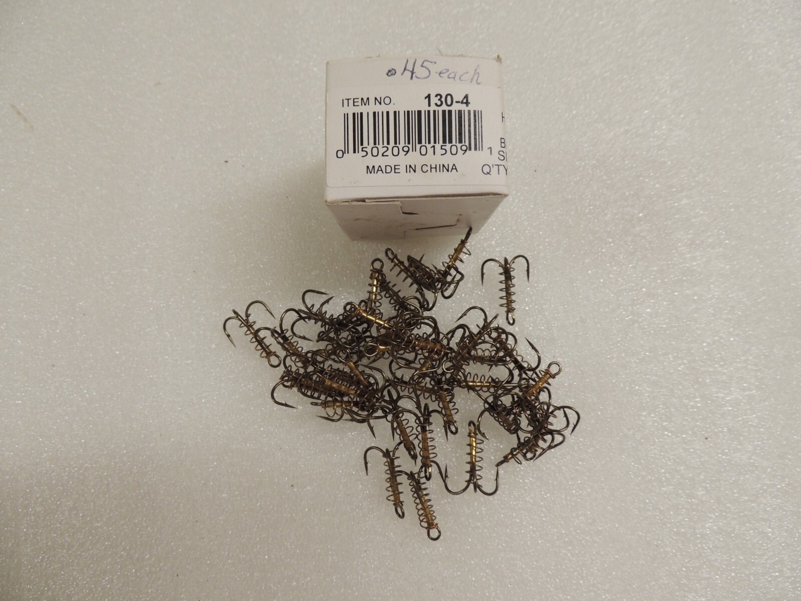 lot of 36 doby treble hooks bronze  size 4 New - old inventory