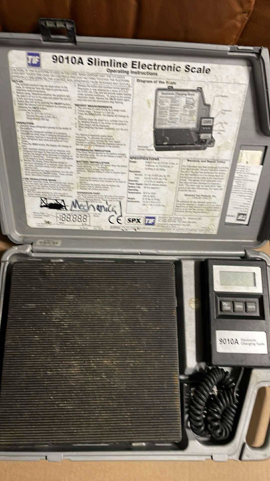 TIF 9010A Slimline Electronic Refrigerant Charging Scale 2c