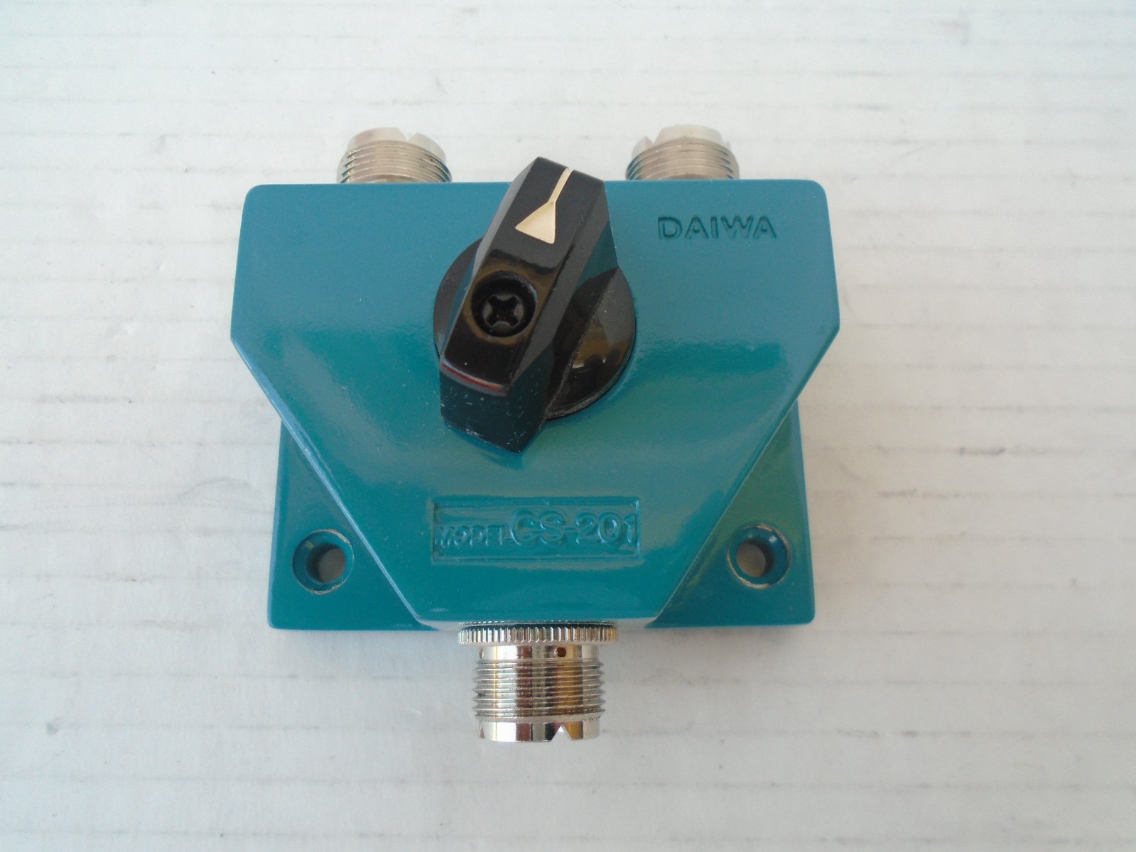 NICE Daiwa CS-201A 2 Position Grounding Coax Switch BIN $39.95 SHIPPED