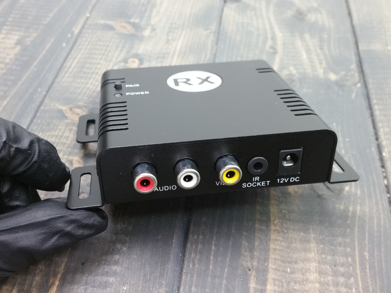 Super Circuits 2.4Ghz Digital Camera Wireless Audio Video Receiver MVL24RX