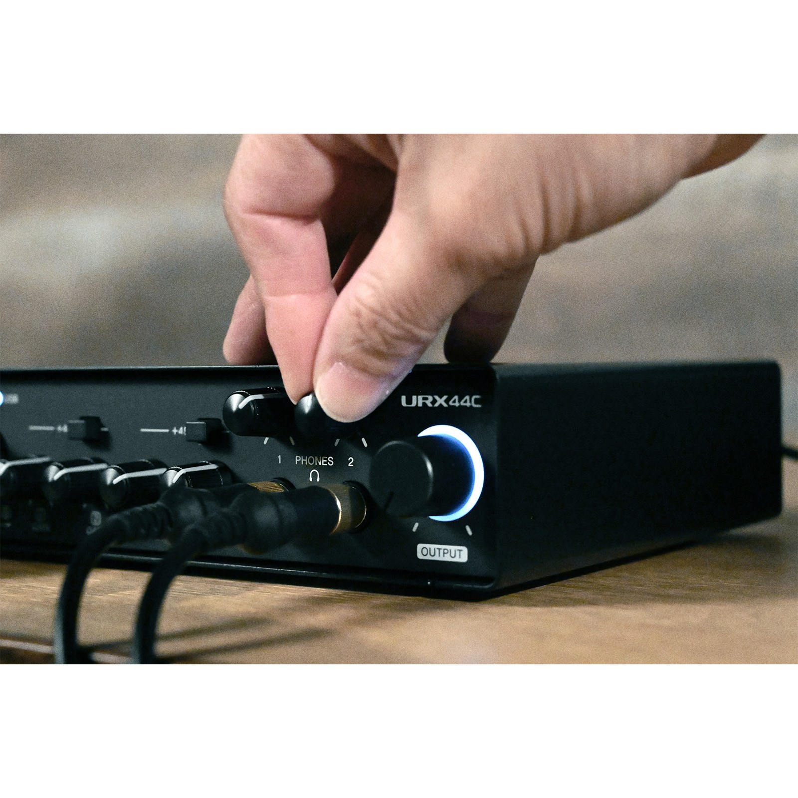 Yamaha Pro Audio URX44C 6-in/4-out USB-C Audio/MIDI Interface