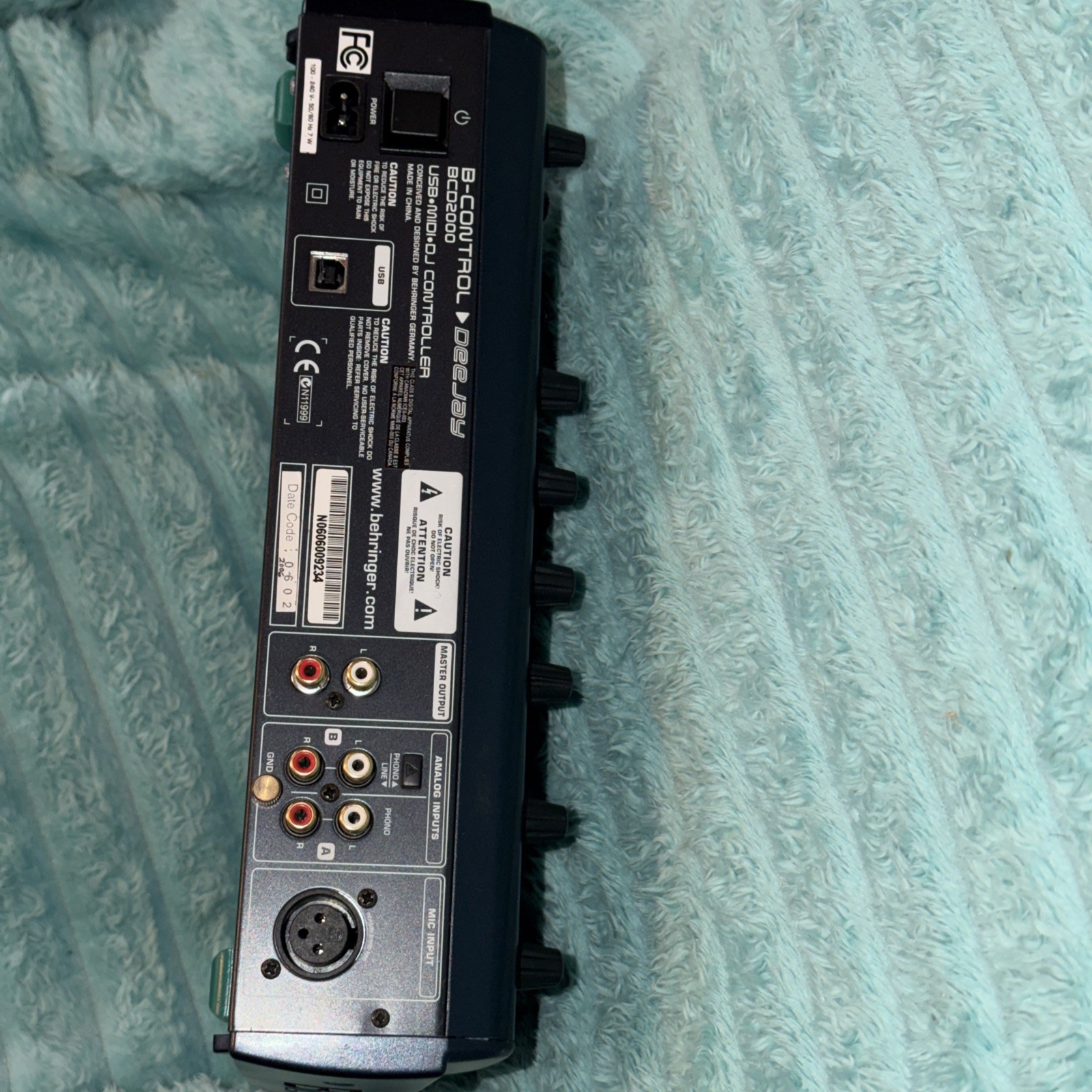 Behringer BCD 2000 B-Control DeeJay Ultimate DJ Machine