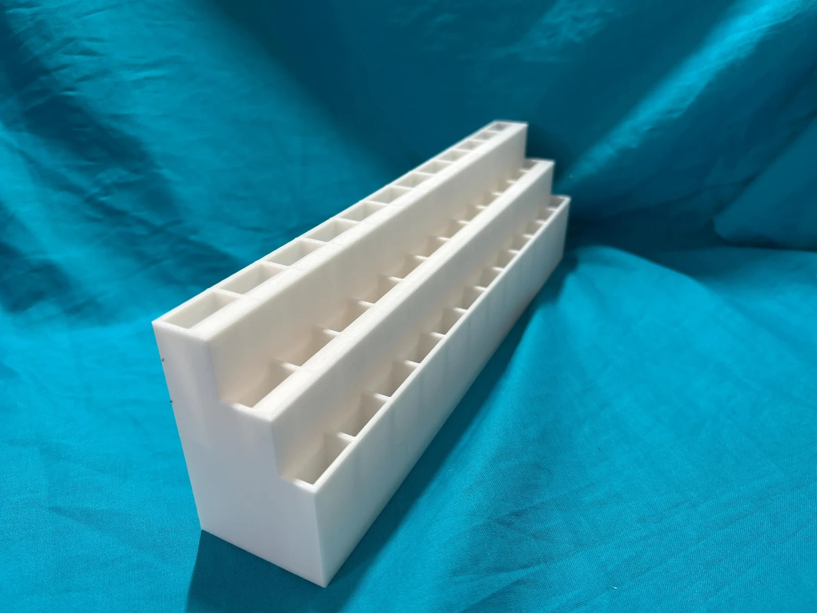 Crafting cardmaking scrapbooking Blending Brush Holder - 36 slots