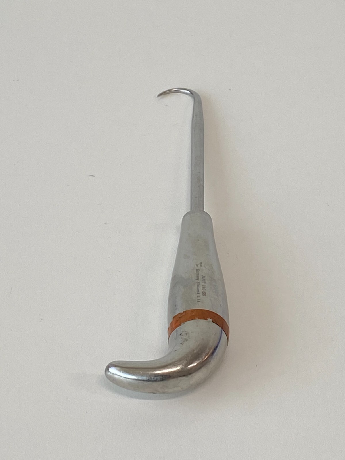 L24: Jarit 240-196 Bone Hook