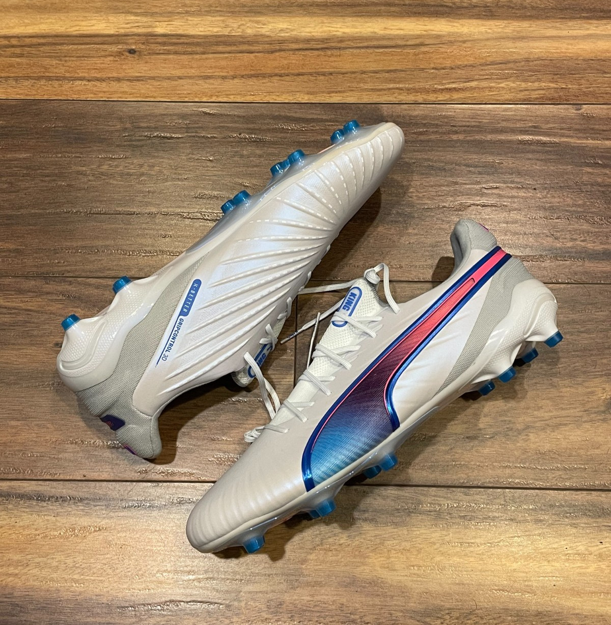 NEW PUMA KING ULTIMATE Mens Firm/AG Soccer Cleats 107809-02 Men's 13 (MSRP:$200)