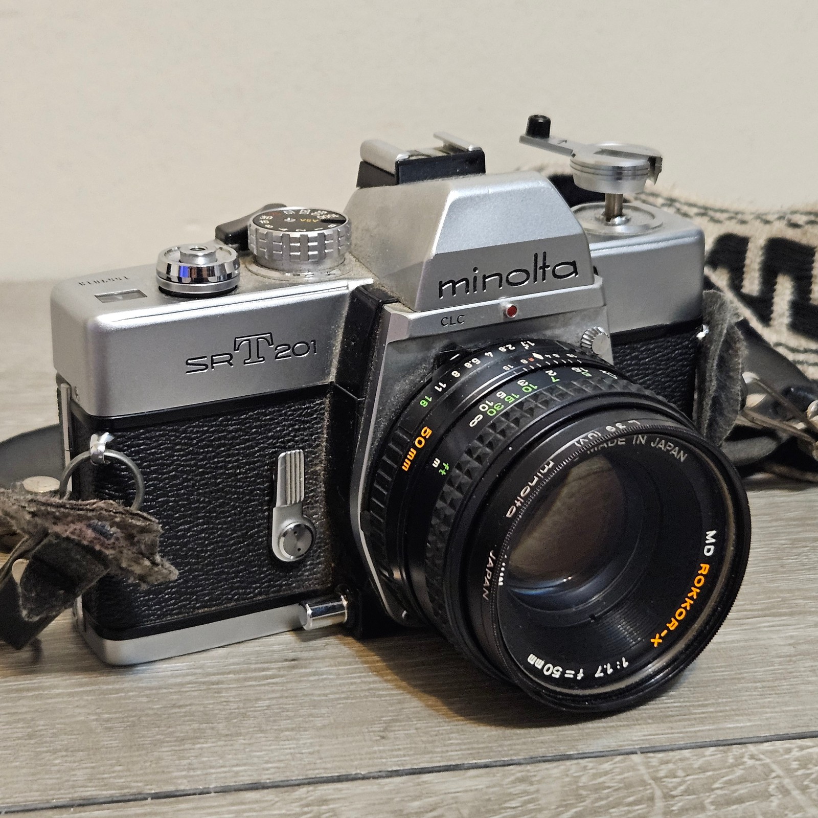Minolta SRT 201 film camera w Multiple Lens and Strap Untested As Is No Returns