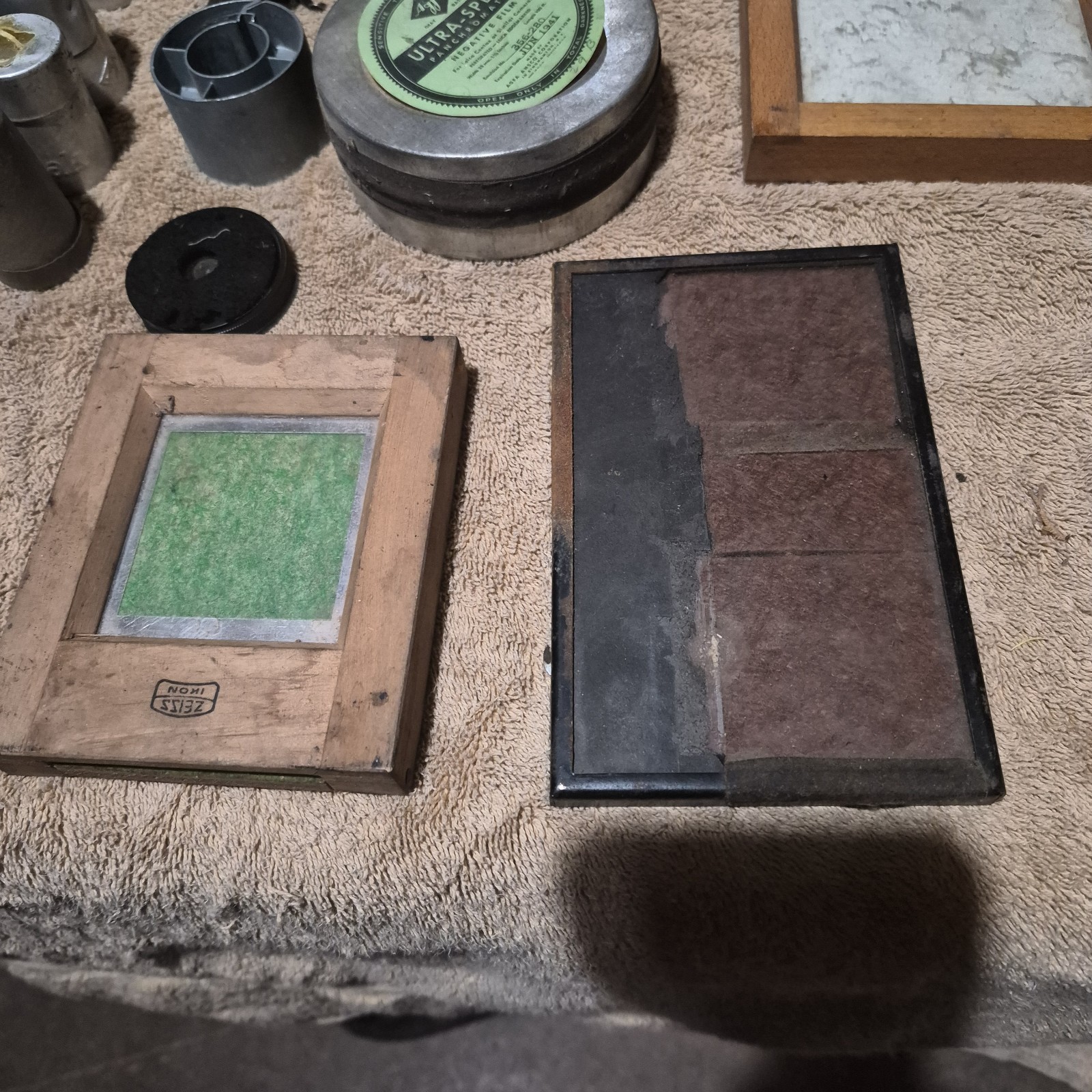 Vintage 1940s Agfa Darkroom Collection NOS Film, Zeiss Ikon Defender Varigam