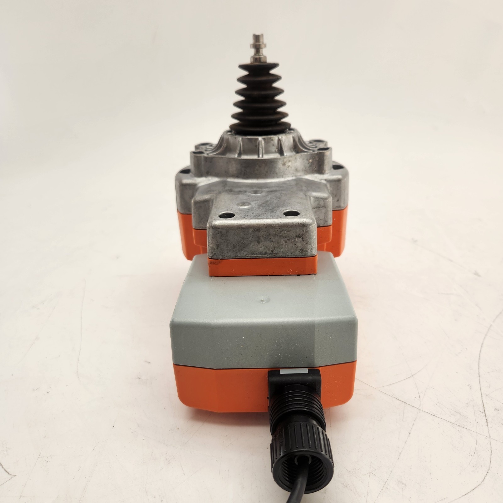 BELIMO AVKX24-MFT Valve Actuator | Pre-Owned, Untested