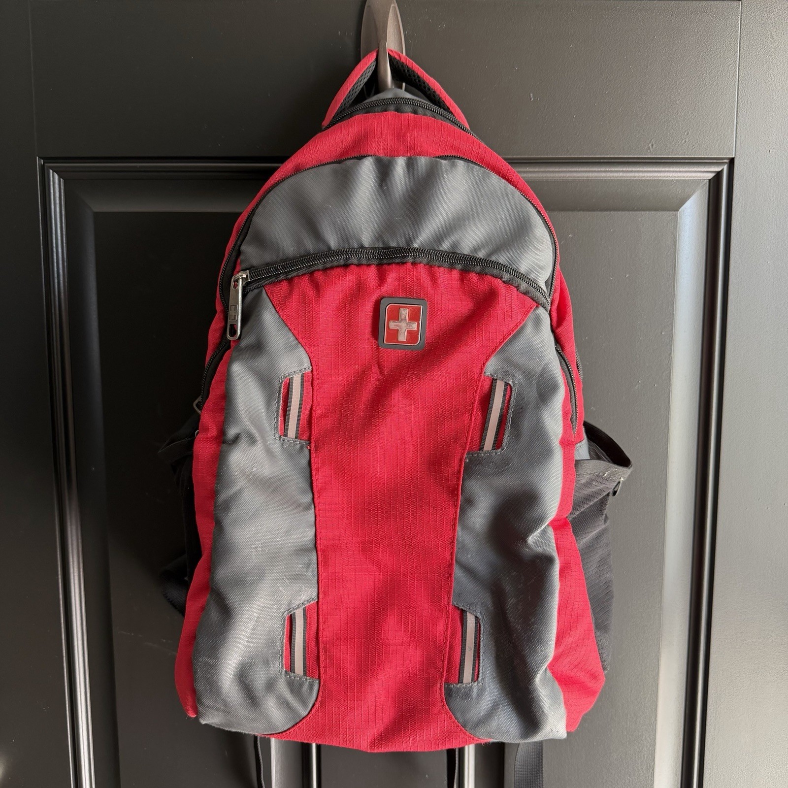 Swiss Tech Gray and Red Reflective Backpack Multiple Pockets School/Work/Hiking