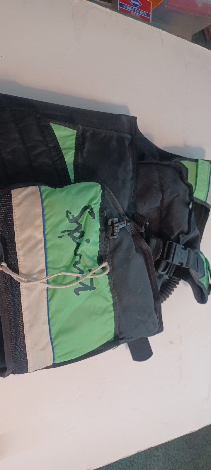 Good Used Sherwood Scuba Spirit  Diving  Vest   X Large. ( T14)