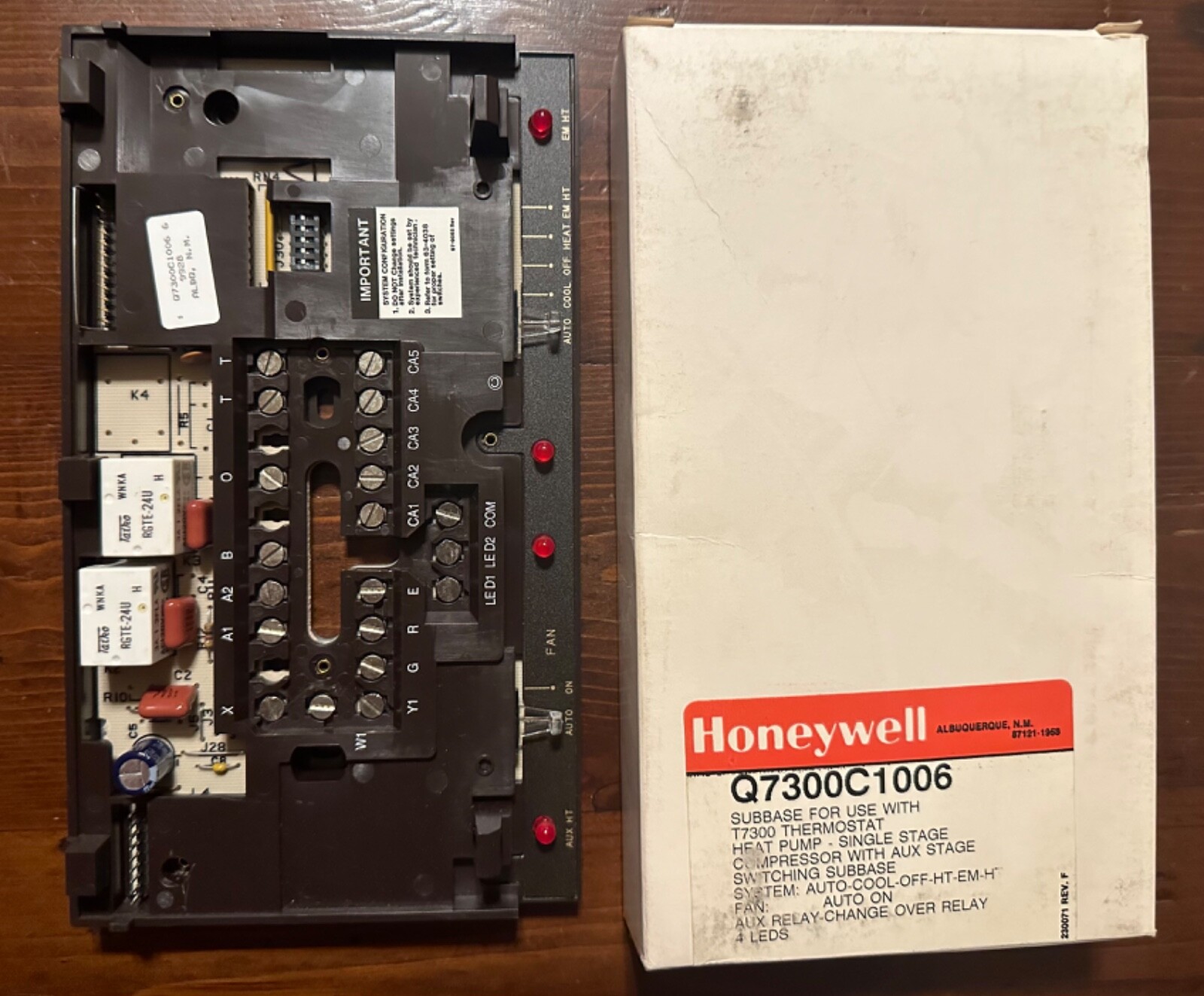 NEW HONEYWELL Q7300C1006 SINGLE STAGE AUXILLARY RELAY SUBBASE T7300 THERMOSTAT