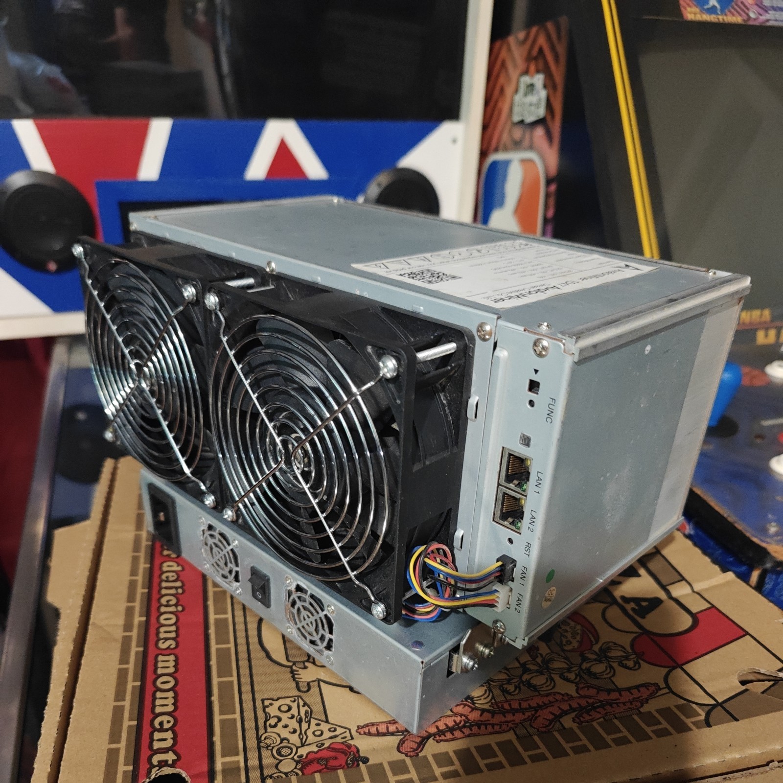 Canaan Avalon Miner 1047 37TH Bitcoin crypto -not Antminer S19