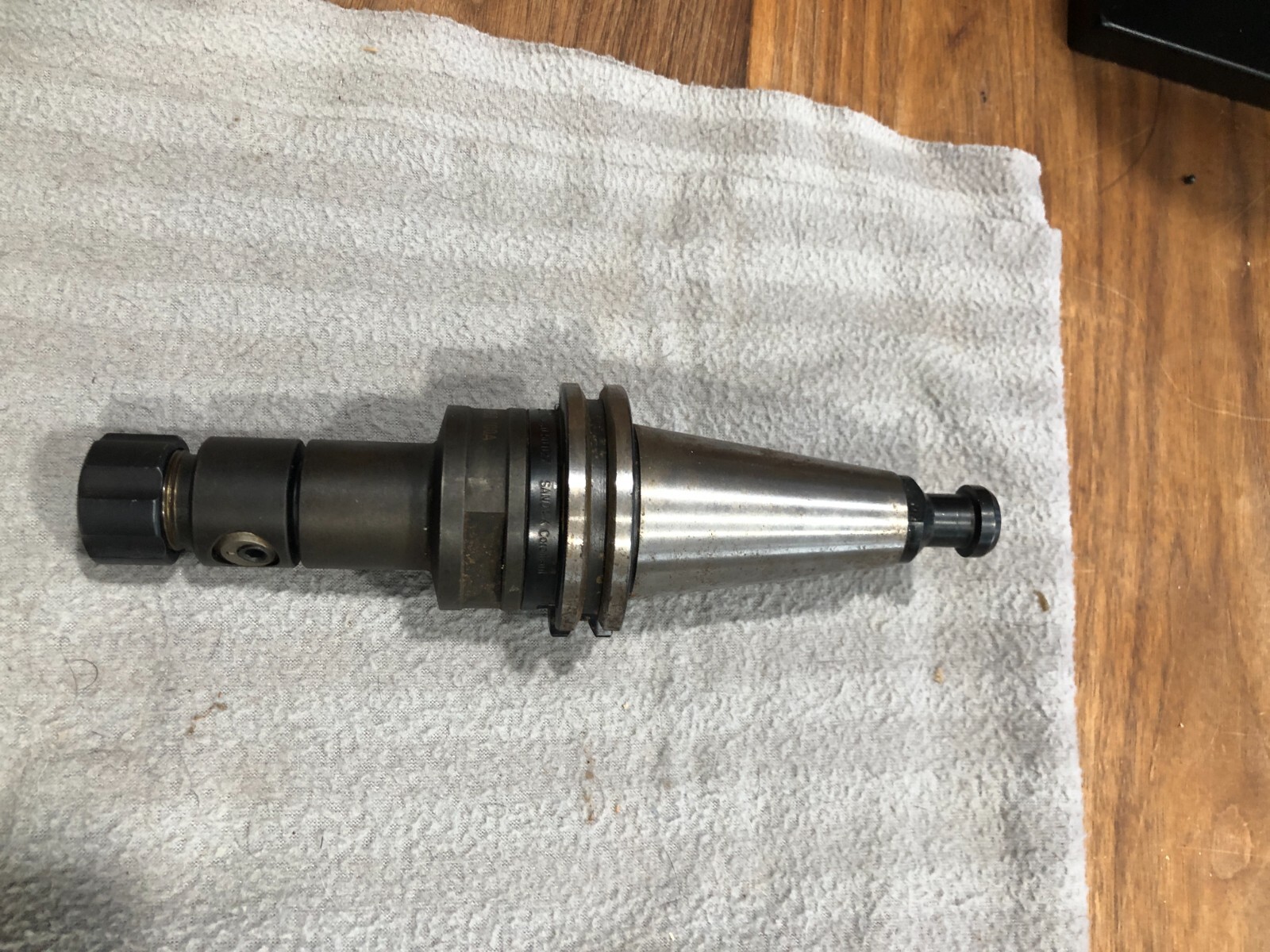 [ME] Sandvik Coromant 390.55-40 50 04 Tool Holder w/ Verilock 391.20-08 50 050