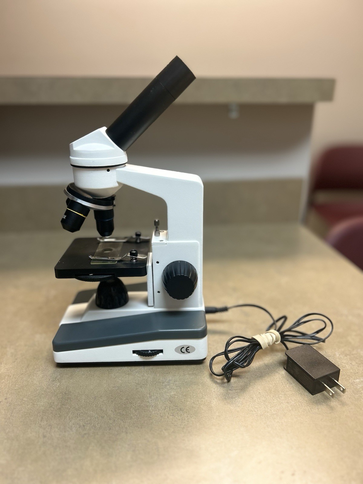Home Science Tools Monocular Microscope Three Objectives LED MI-1100 LED AC Plug