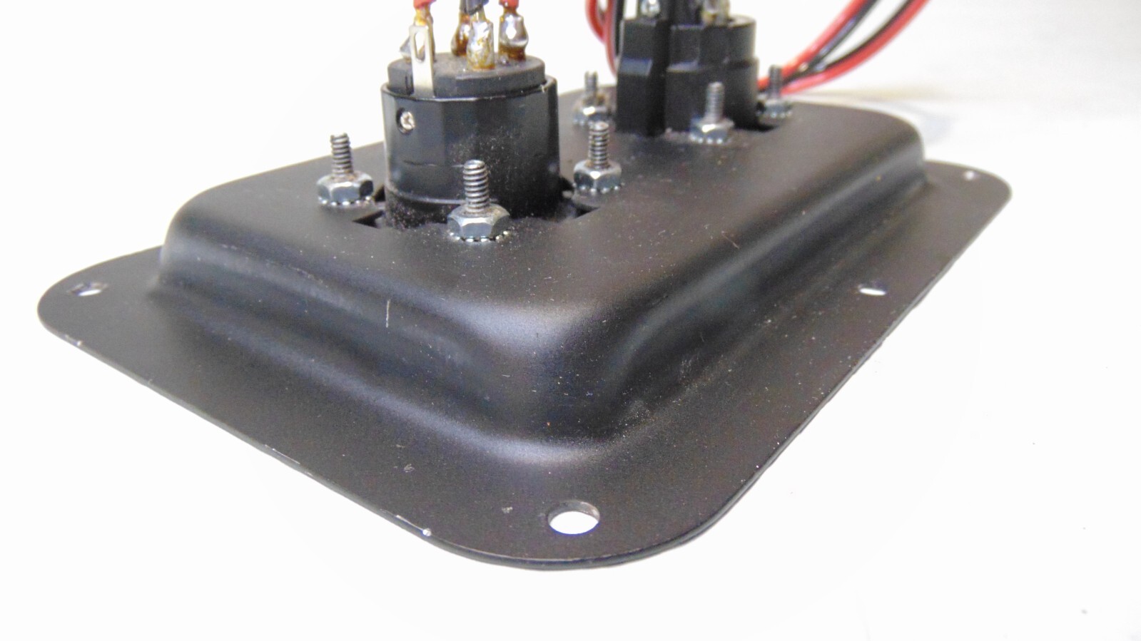 Subwoofer Speaker Connection/ link box large