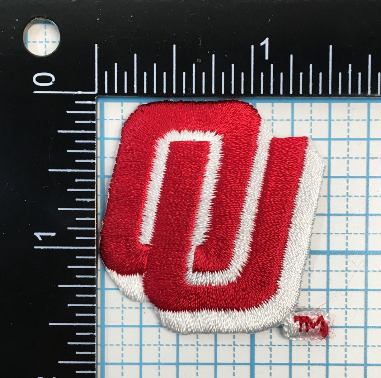 OKLAHOMA SOONERS NCAA COLLEGE VINTAGE 1.5" TEAM LOGO PATCH O7