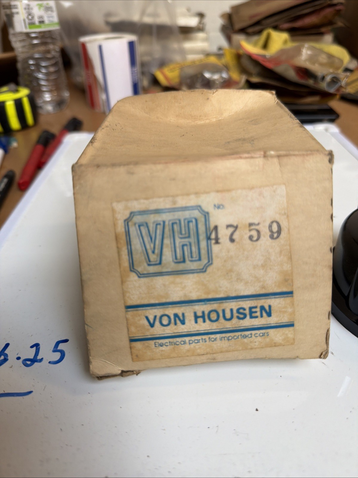 (1) NOS 4759 Von Housen Distributor Cap, Genuine VH, Vintage, Obsolete