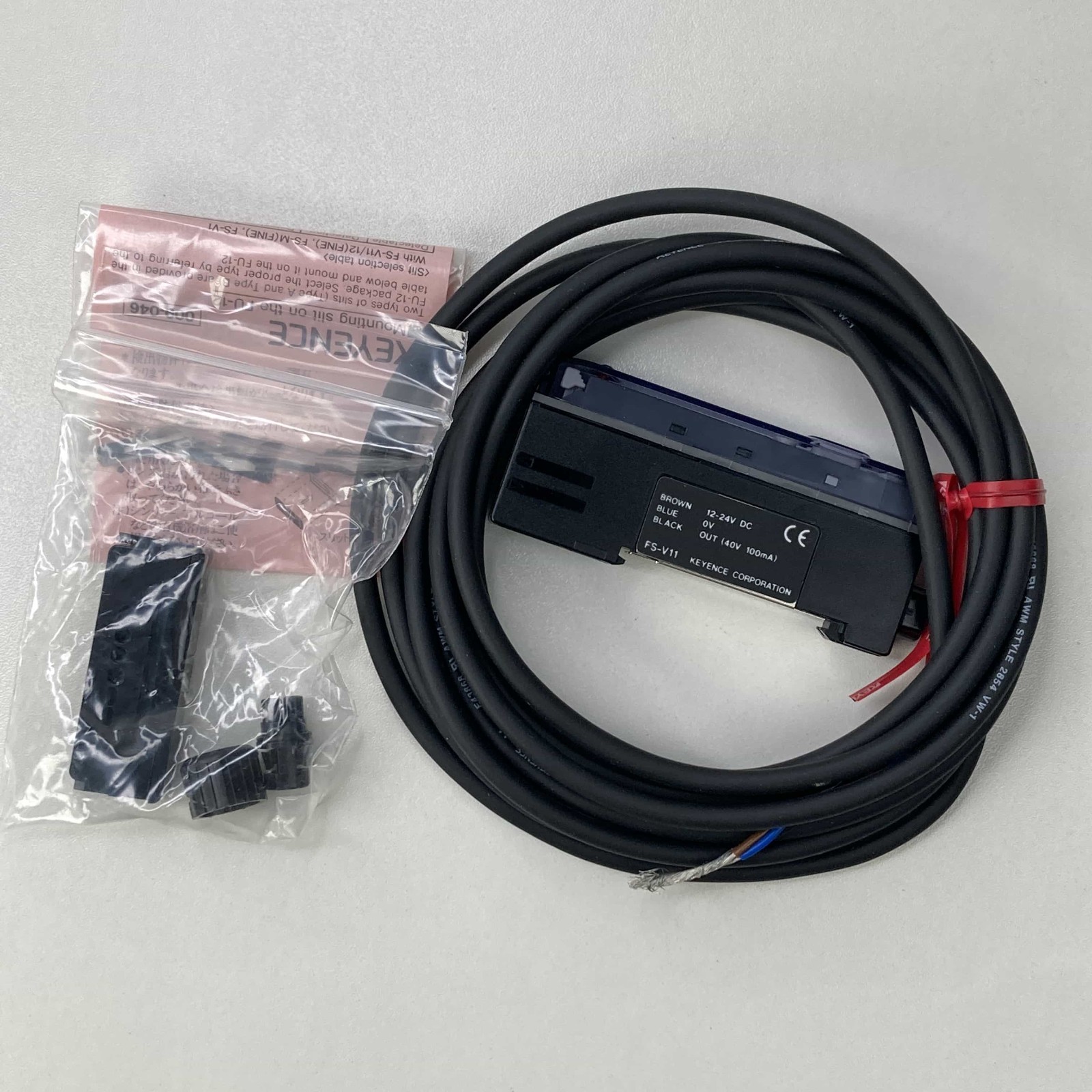 Keyence FS-V11 new