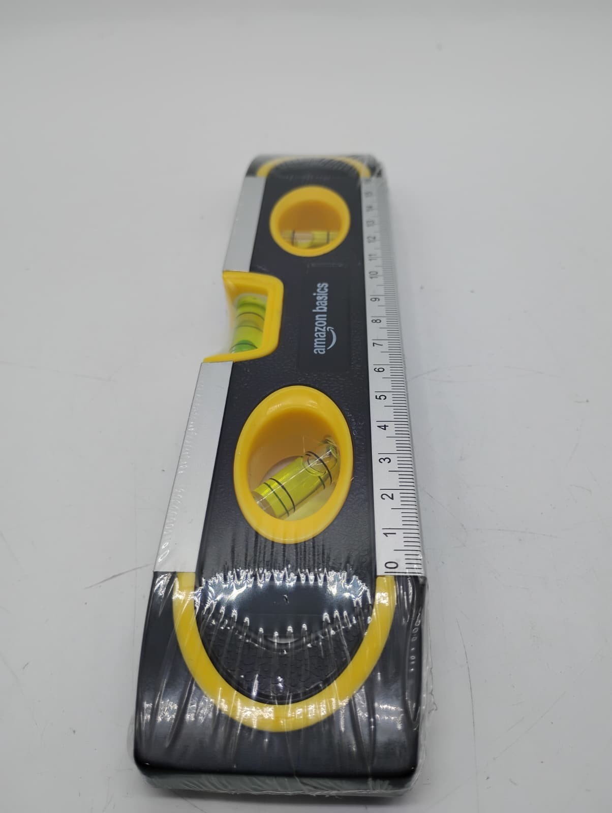 Amazon Basics 9-Inch Magnetic Torpedo Level & Ruler 180/90/45 Degree Bubbles