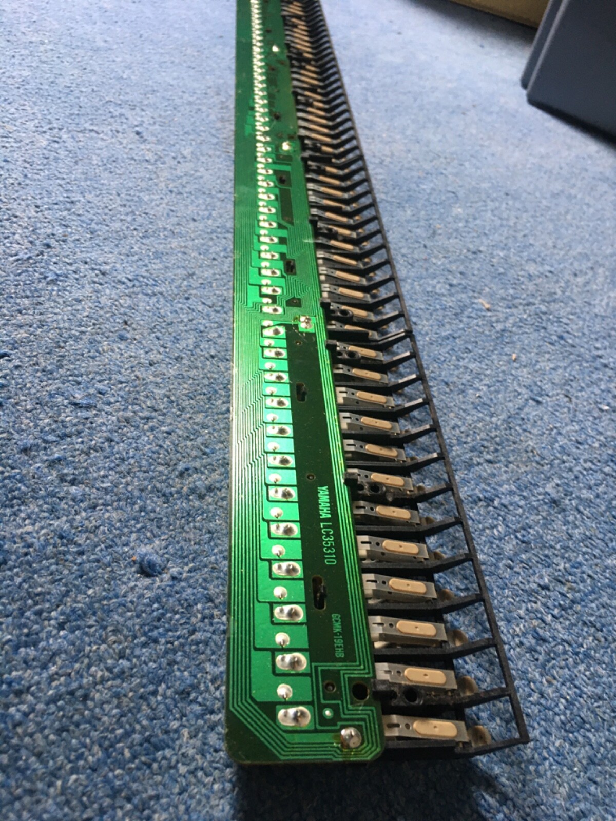 Yamaha DX-7  KEY CONTACT BOARD YAMAHA  LC 35310 . Korg m1, 01w, Triton om