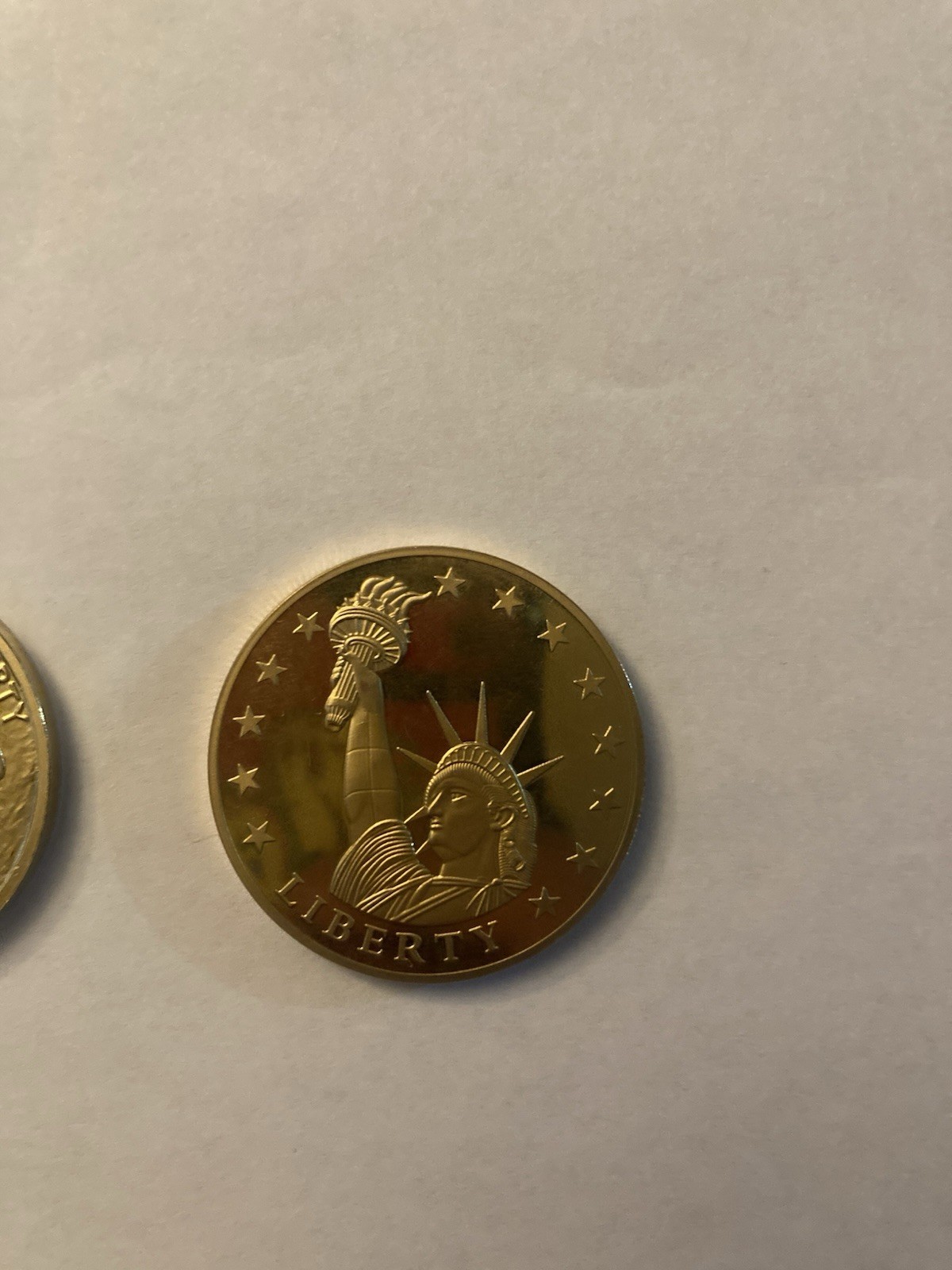 Colletable Coins With Case 2012 Buffalo Copy / Statue Of Liberty Coin
