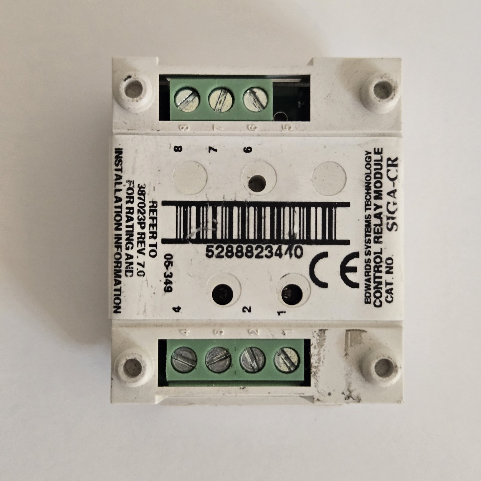 Edwards SIGA-CR (1025)