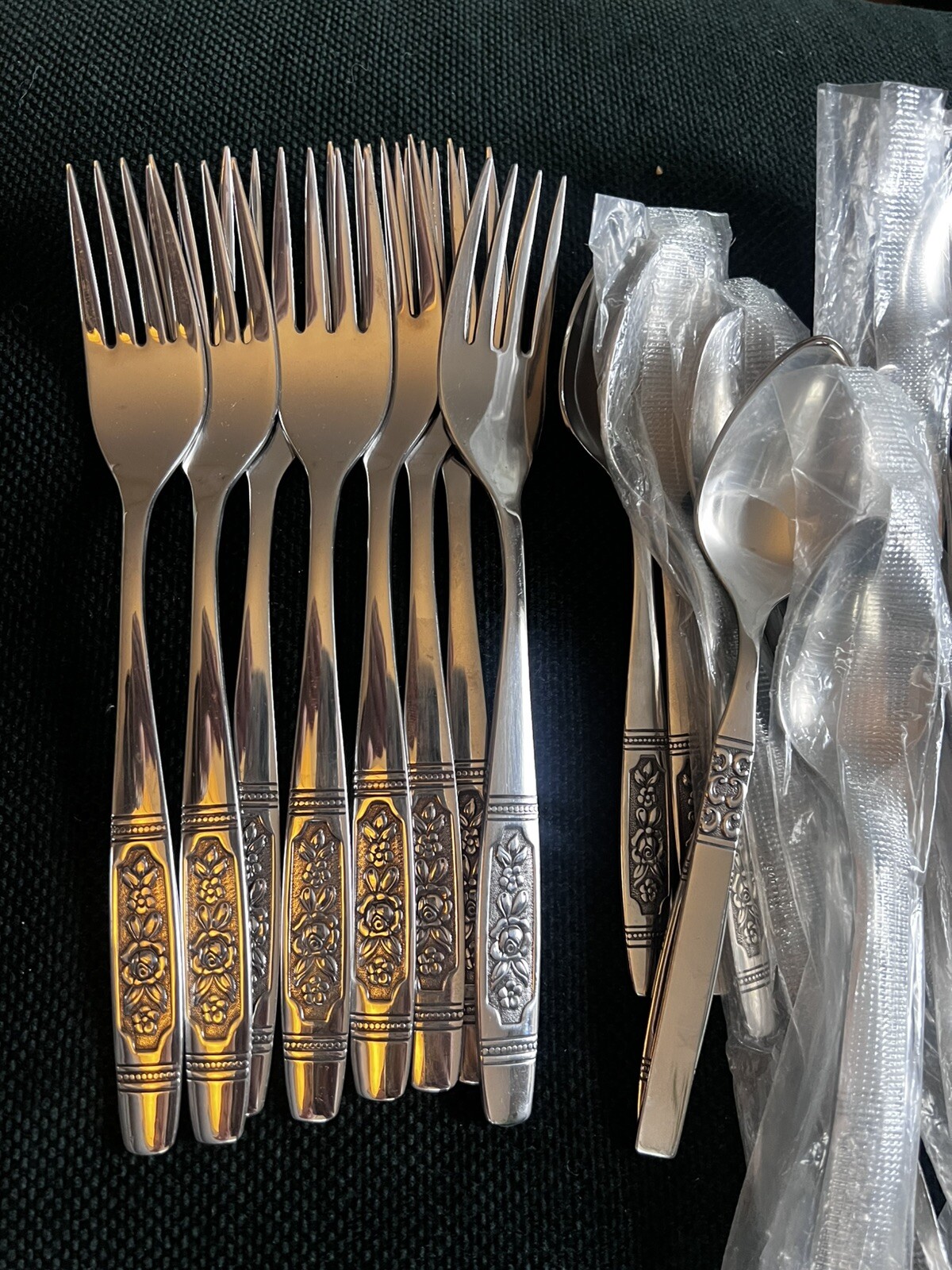 7 complete Sets Profile Stainless Oneida Louisville Rose Service + Serving Set