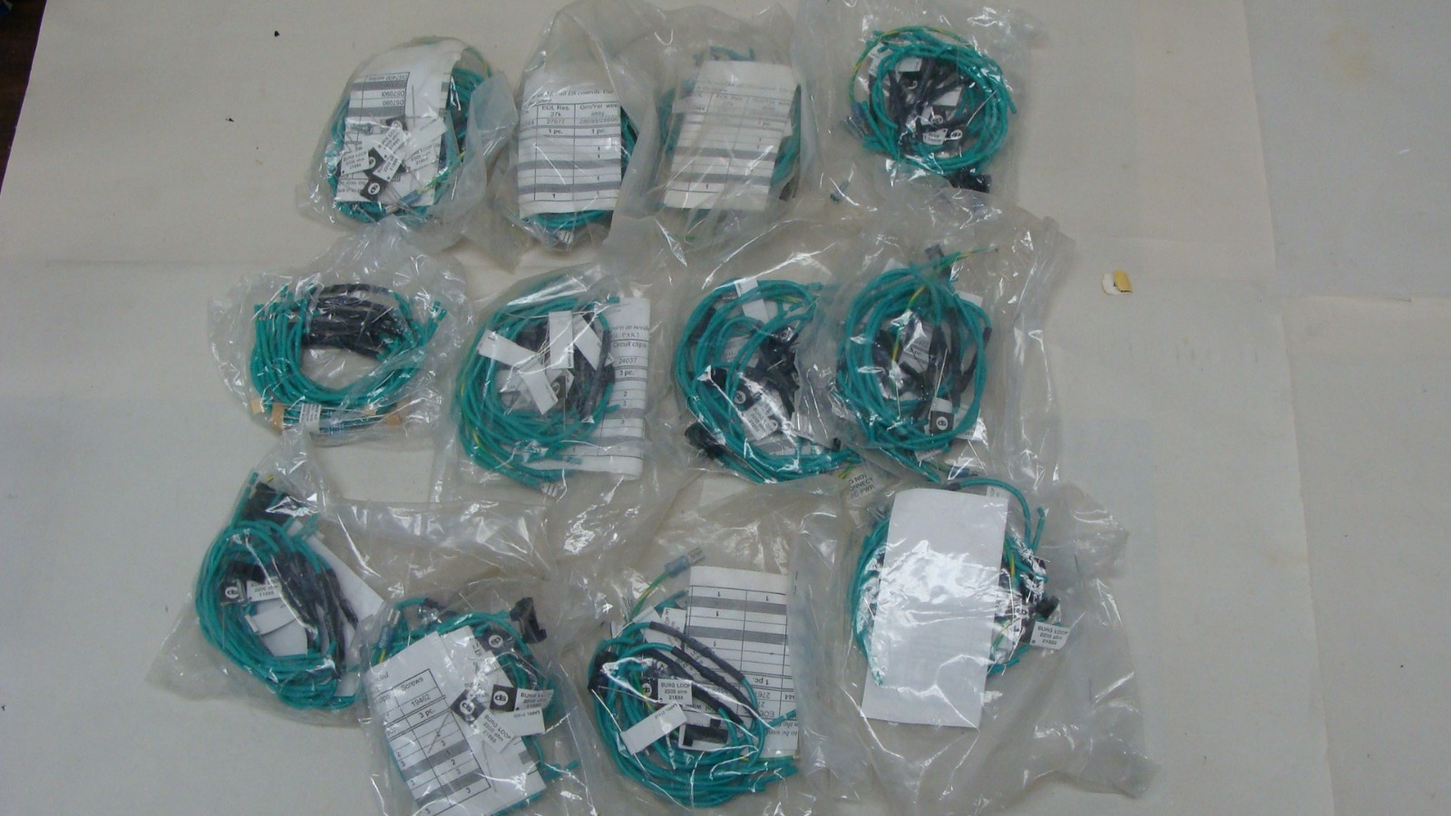 DS DETECTION SYSTEMS Bosch Fire Loop Wire Pack Sets Resistors Green Lot